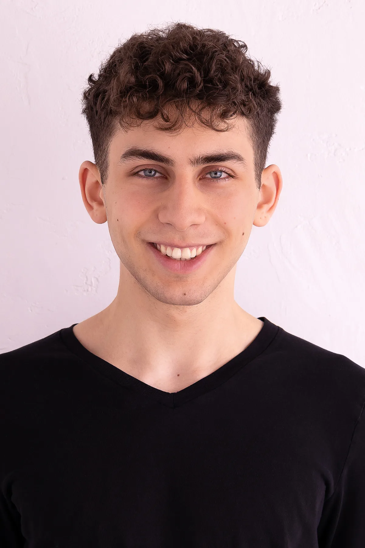 Beauty portrait of the young man, studio