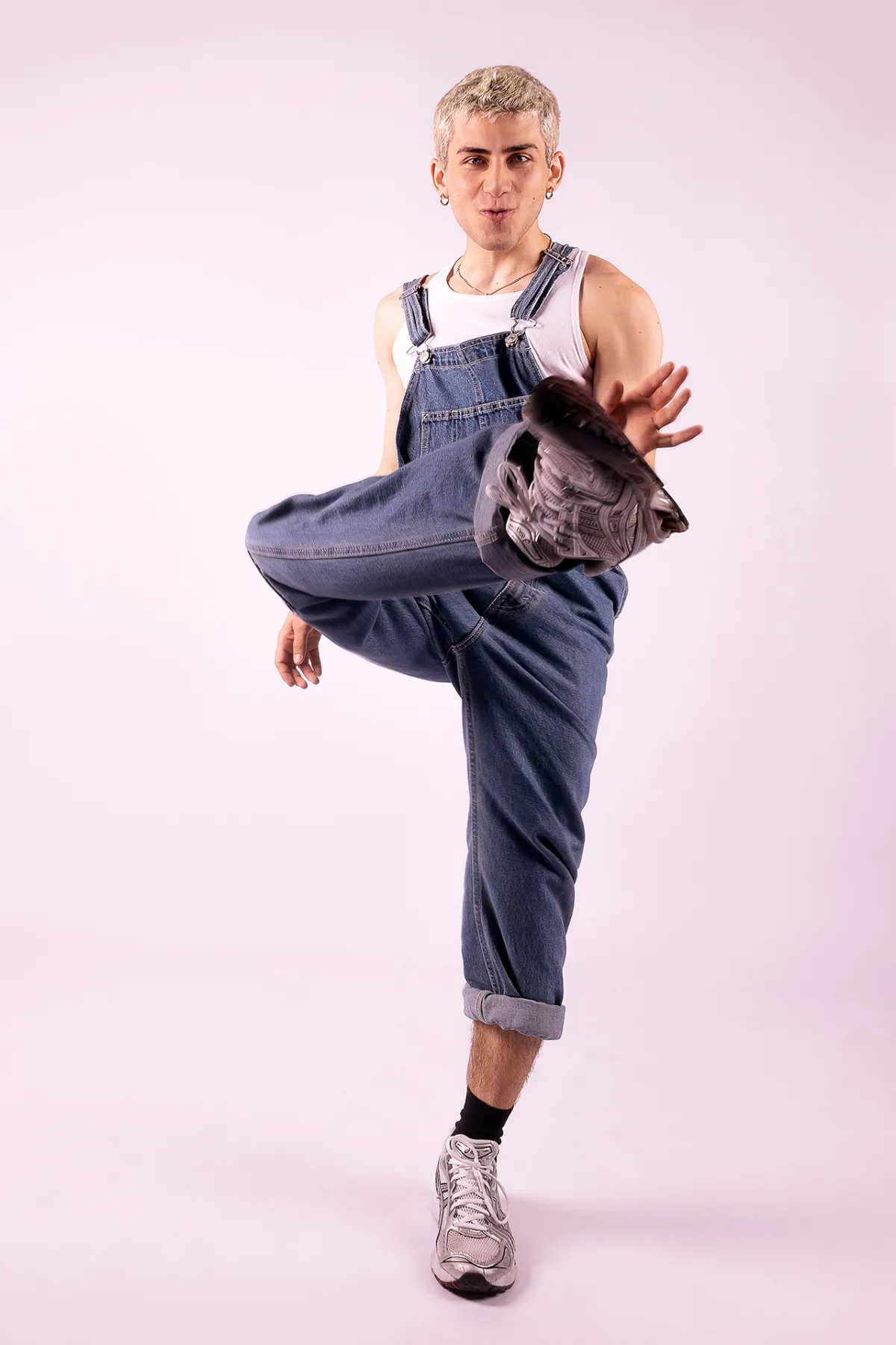 Beauty portrait of the young man, studio